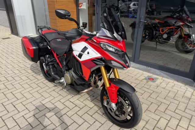 Ducati Multistrada V4 Pikes Peak (2022) thumbnail 3