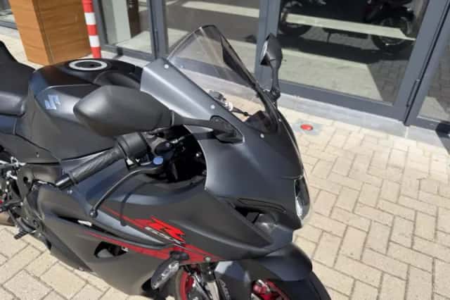 Suzuki GSX-R1000A (2017) thumbnail 4