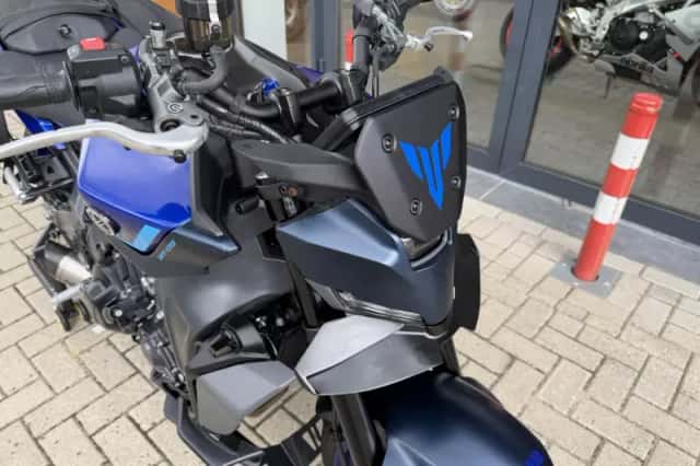 Yamaha MT-09 (2024) thumbnail 5