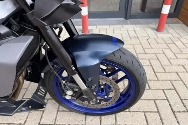 Yamaha MT-09 (2024) thumbnail 6