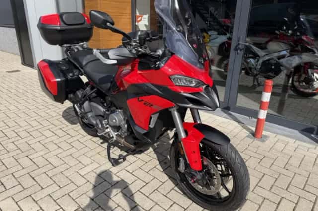 Ducati Multistrada V2 S (2025) thumbnail 3