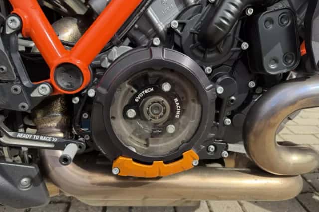 KTM 1390 Super Duke R EVO (2024) thumbnail 6