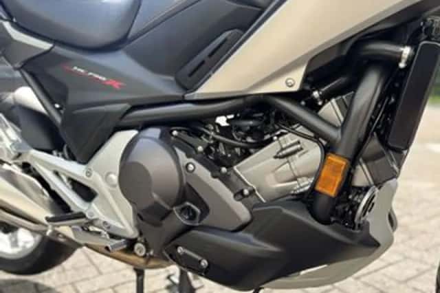 Honda NC750X (2017) thumbnail 2