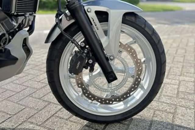 Honda NC750X (2017) thumbnail 3