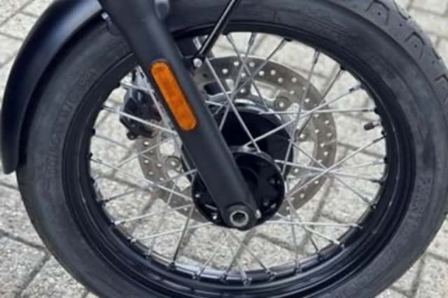 Triumph Bonneville T100 (2020) thumbnail 3