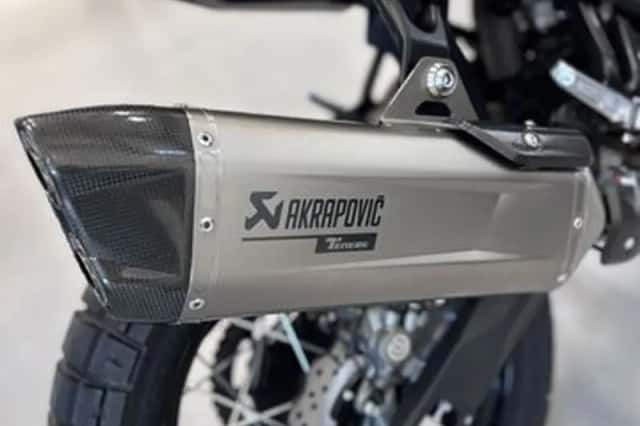 Yamaha Tenere 700 WORLD RAID (2024) thumbnail 3
