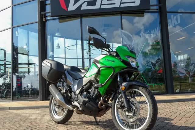 Kawasaki Versys X 300 (2018) thumbnail 1