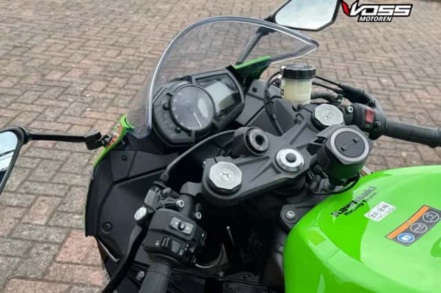 Kawasaki ZX-6R (2020) thumbnail 6