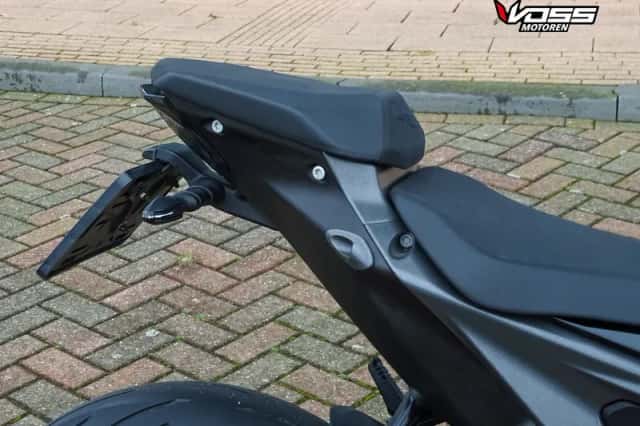 KTM 1290 Super Duke R (2021) thumbnail 6
