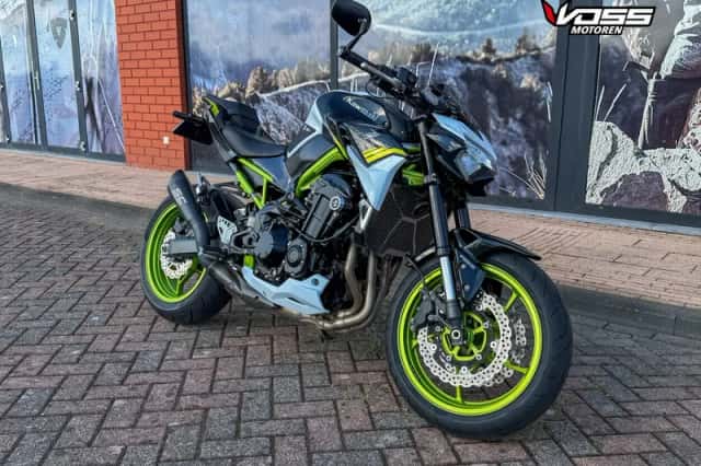 Kawasaki Z900 (2021) thumbnail 2