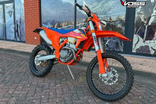 KTM 350 EXC-F SIX Days (2022) thumbnail 2