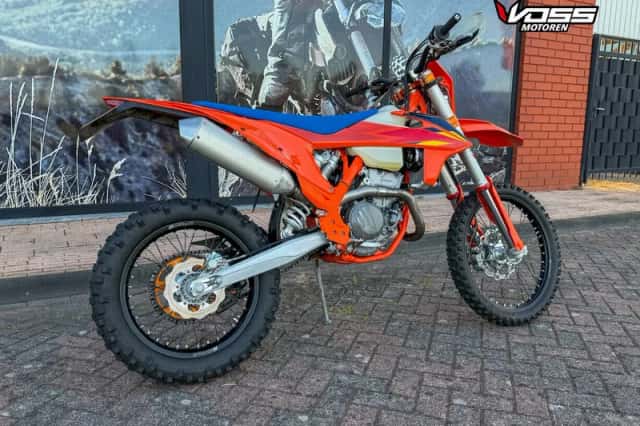KTM 350 EXC-F SIX Days (2022) thumbnail 3