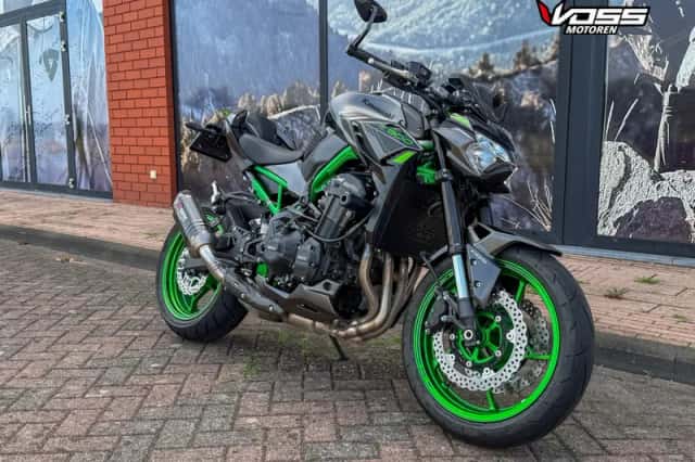 Kawasaki Z900 (2024) thumbnail 2