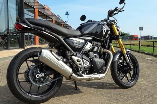 Triumph Speed 400 (2026) thumbnail 4