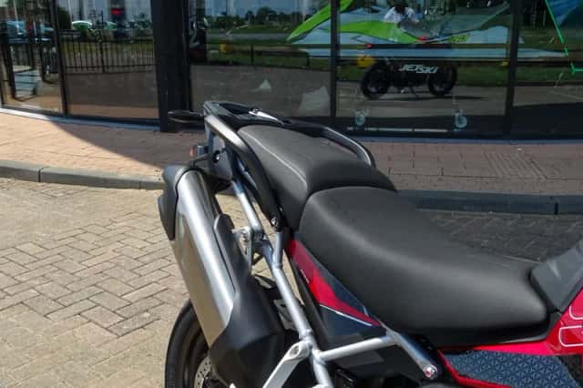 Triumph Tiger 900 GT PRO (2025) thumbnail 3