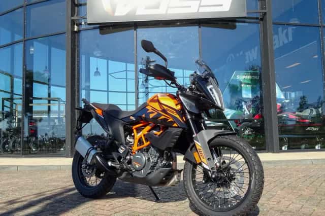 KTM 390 Adventure SW (2024) thumbnail 1
