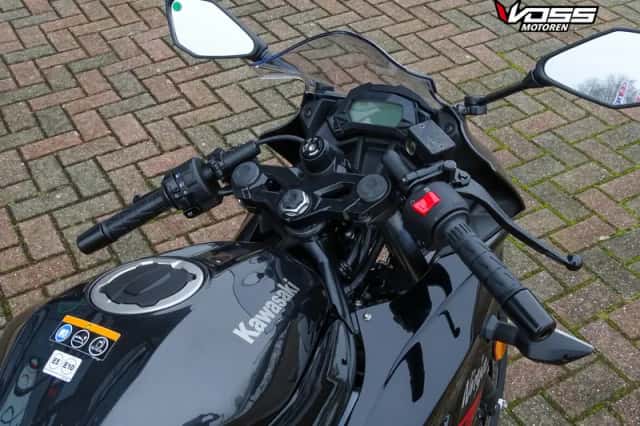 Kawasaki Ninja 125 (2026) thumbnail 4