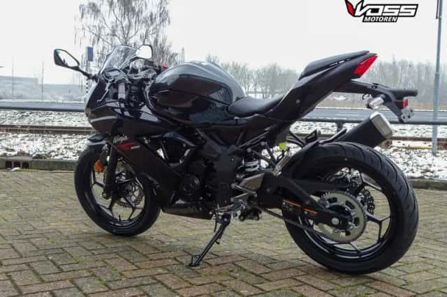 Kawasaki Ninja 125 (2026) thumbnail 5