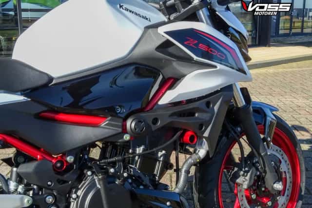 Kawasaki Z 500 SE (2026) thumbnail 4