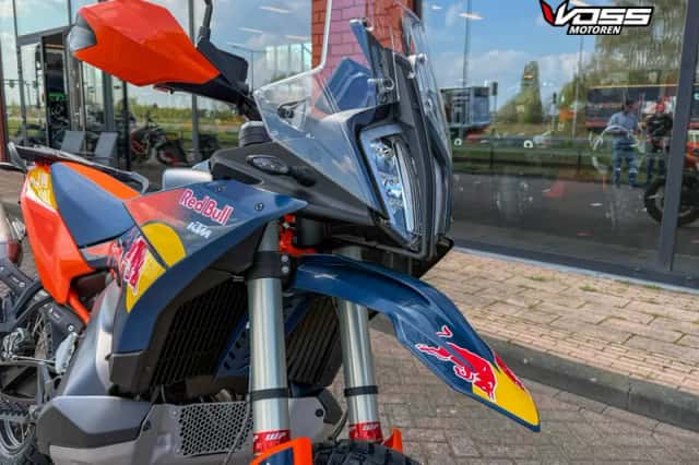 KTM 890 Adventure R Rally (2026) thumbnail 4