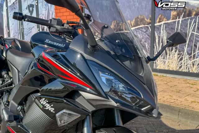 Kawasaki Ninja 1000SX (2022) thumbnail 3