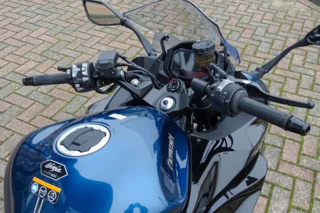 Kawasaki Ninja 1100 SX (2026) thumbnail 4