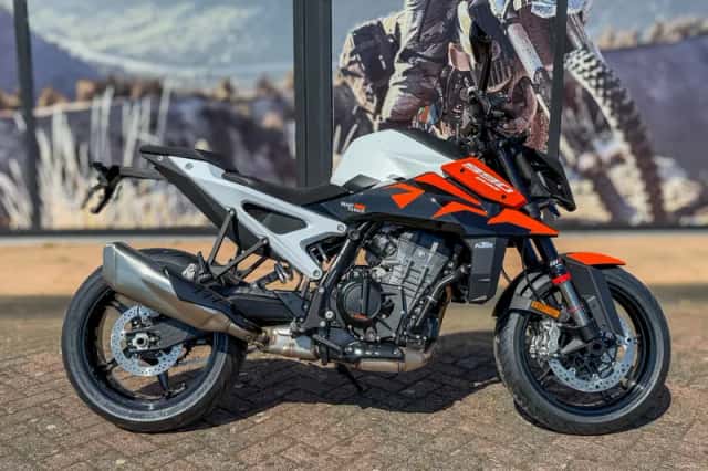 KTM 990 Duke (2026) thumbnail 1