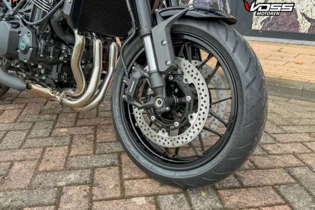 Kawasaki Z900RS (2026) thumbnail 3