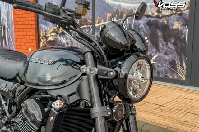 Kawasaki Z900RS (2026) thumbnail 4