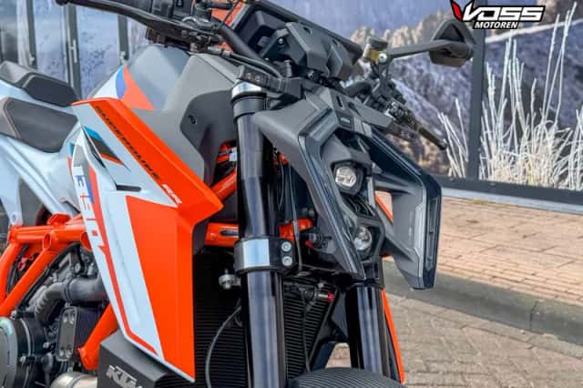 KTM Super Duke 1390 (2026) thumbnail 3