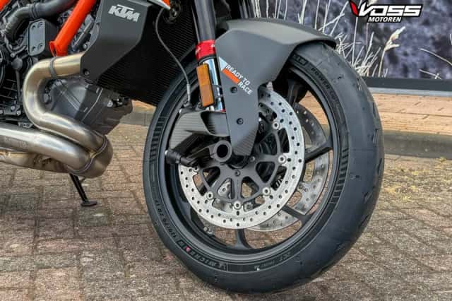 KTM Super Duke 1390 (2026) thumbnail 4