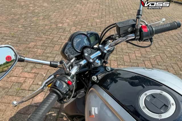 Suzuki Gladius (2012) thumbnail 4