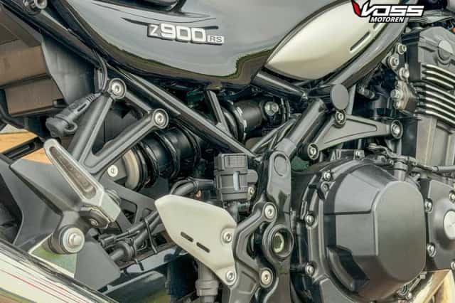 Kawasaki Z900RS (2023) thumbnail 5