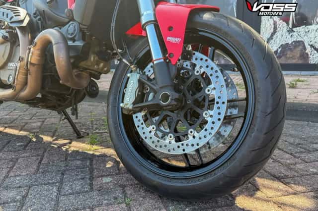 Ducati Monster 821 (2014) thumbnail 4