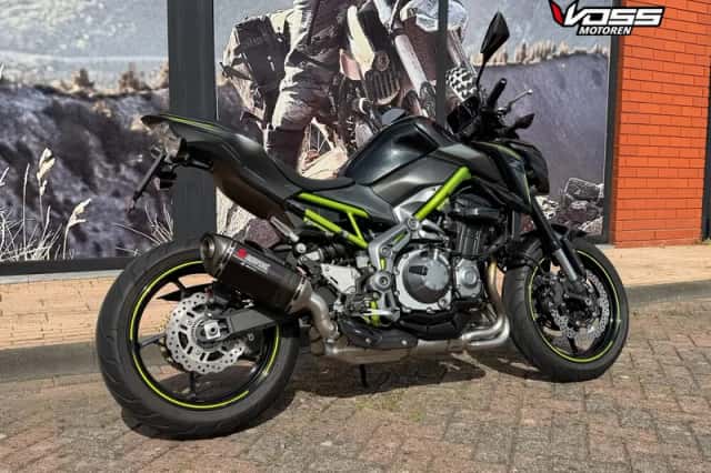 Kawasaki Z900 (2018) thumbnail 5