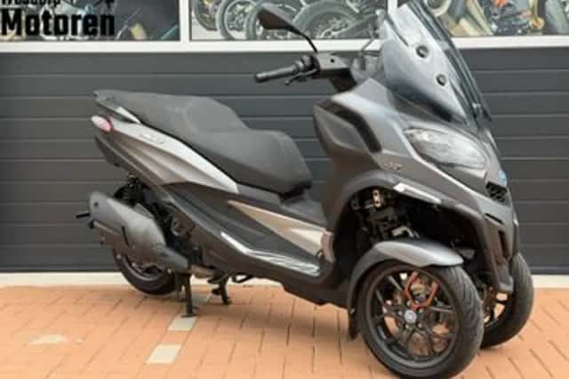 Piaggio MP3 530 HPE Advance Exlusive (2023) thumbnail 1