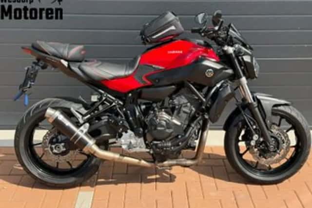 Yamaha MT-07 (2015) thumbnail 3