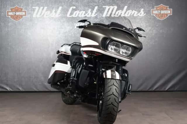 Harley-Davidson Road Glide (2015) thumbnail 4