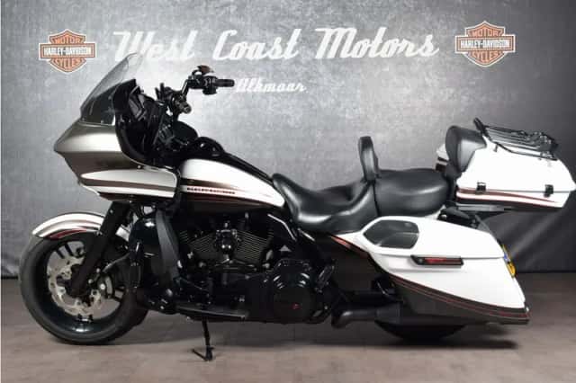Harley-Davidson Road Glide (2015) thumbnail 6