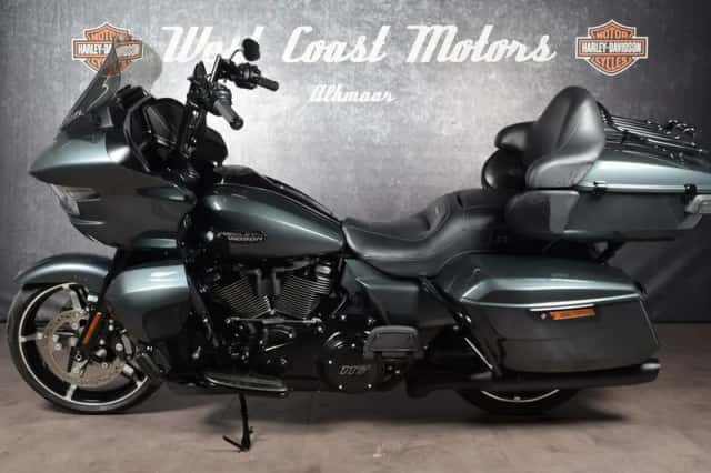 Harley-Davidson Road Glide (2025) thumbnail 6