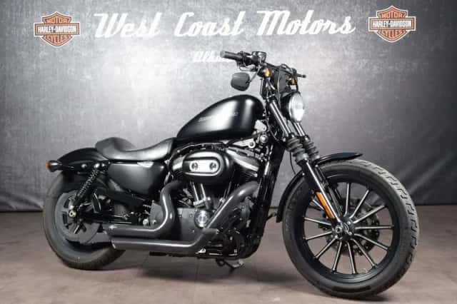Harley-Davidson Sportster 883 (2010) thumbnail 2
