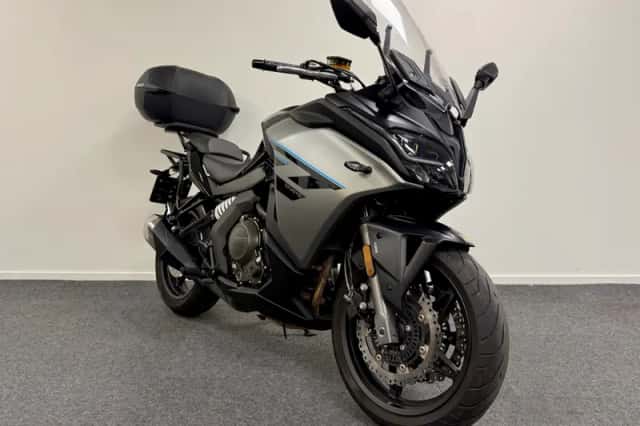 CFMoto 650GT (2024) thumbnail 1