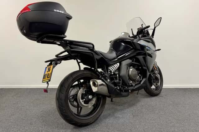 CFMoto 650GT (2024) thumbnail 3
