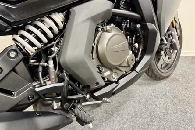 CFMoto 650GT (2024) thumbnail 5