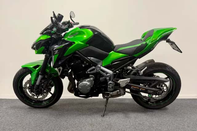 Kawasaki Z900 (2017) thumbnail 4