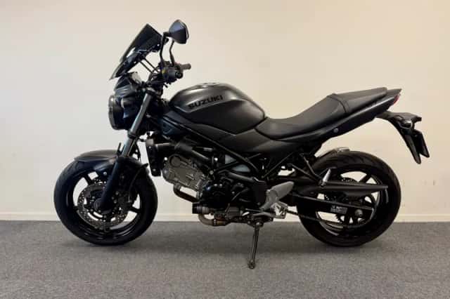 Suzuki SV650 (2019) thumbnail 4