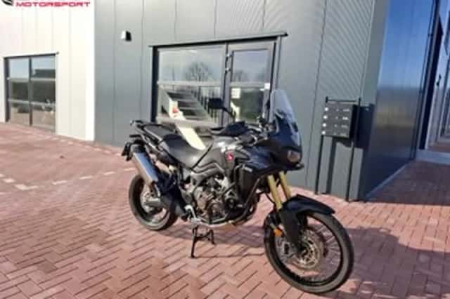 Honda CRF 1000 L AFRICA TWIN DCT (2016) thumbnail 1