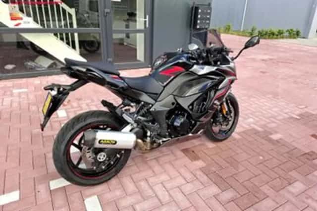 KAWASAKI NINJA 1000SX (2021) thumbnail 2