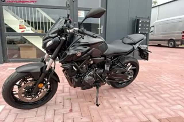 YAMAHA MT 07 (2022) thumbnail 5