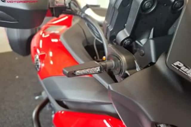 YAMAHA TRACER 9 GT (2023) thumbnail 6